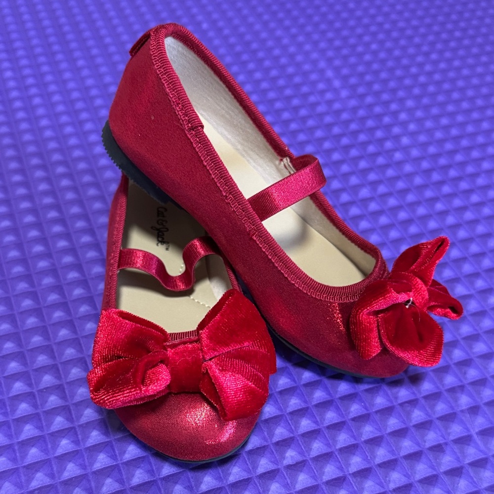Cat & Jack Red Bow Flats - 8T